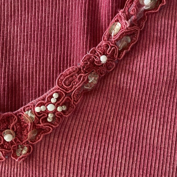 XCIT u.s.2.  Sz  xl Pink Ribbed Beaded V Neck Top - Picture 2 of 5